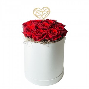 Συνθεσεις Λουλουδιων - Λουλουδια Αγιου Βαλεντινου - Valentines Day - Αποστολη Λουλουδιων Αυθημερον - V for VALENTINE BOX 11 - Κόκκινο